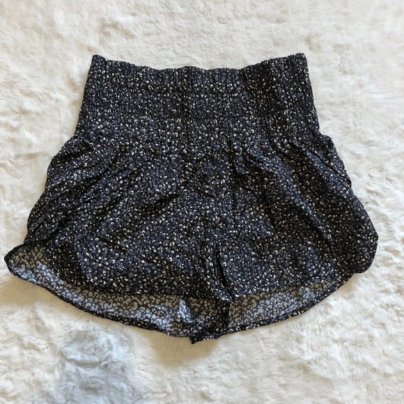 Free People movement the way home shorts leopard print high rise short size M - Picture 4 of 12